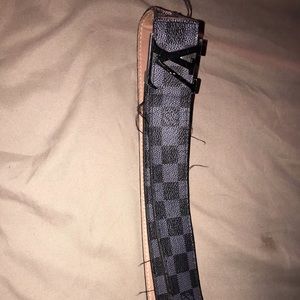 Luis Vuitton Belt